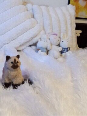 American Vintage Plush White Faux Fur Comforter